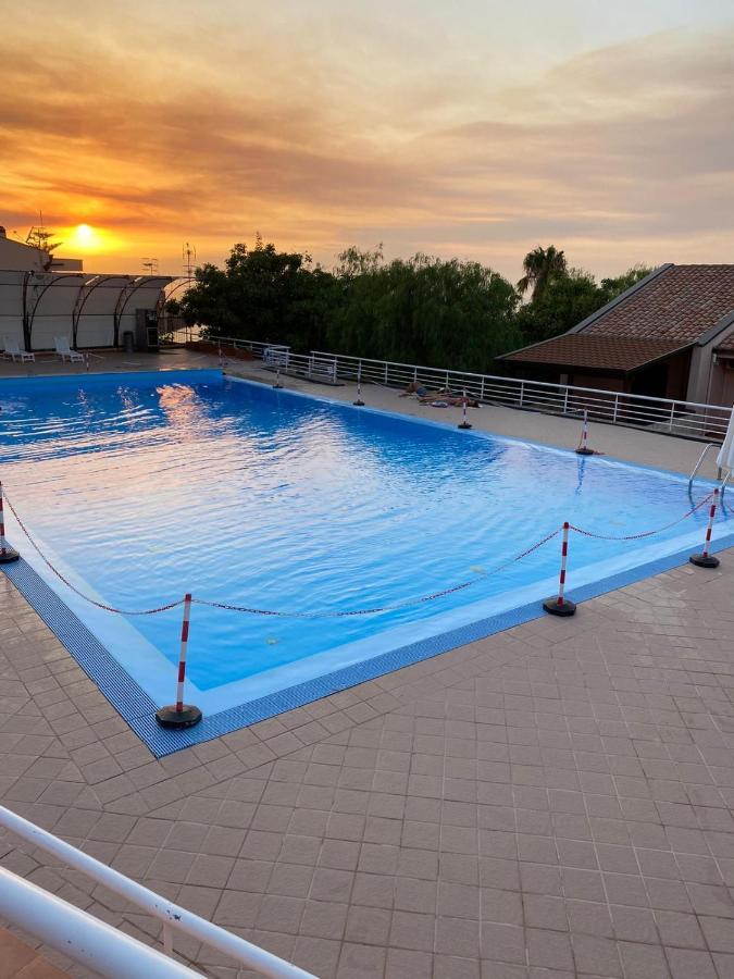 Apartamento La Dimora Delle Begonie Cefalú Exterior foto