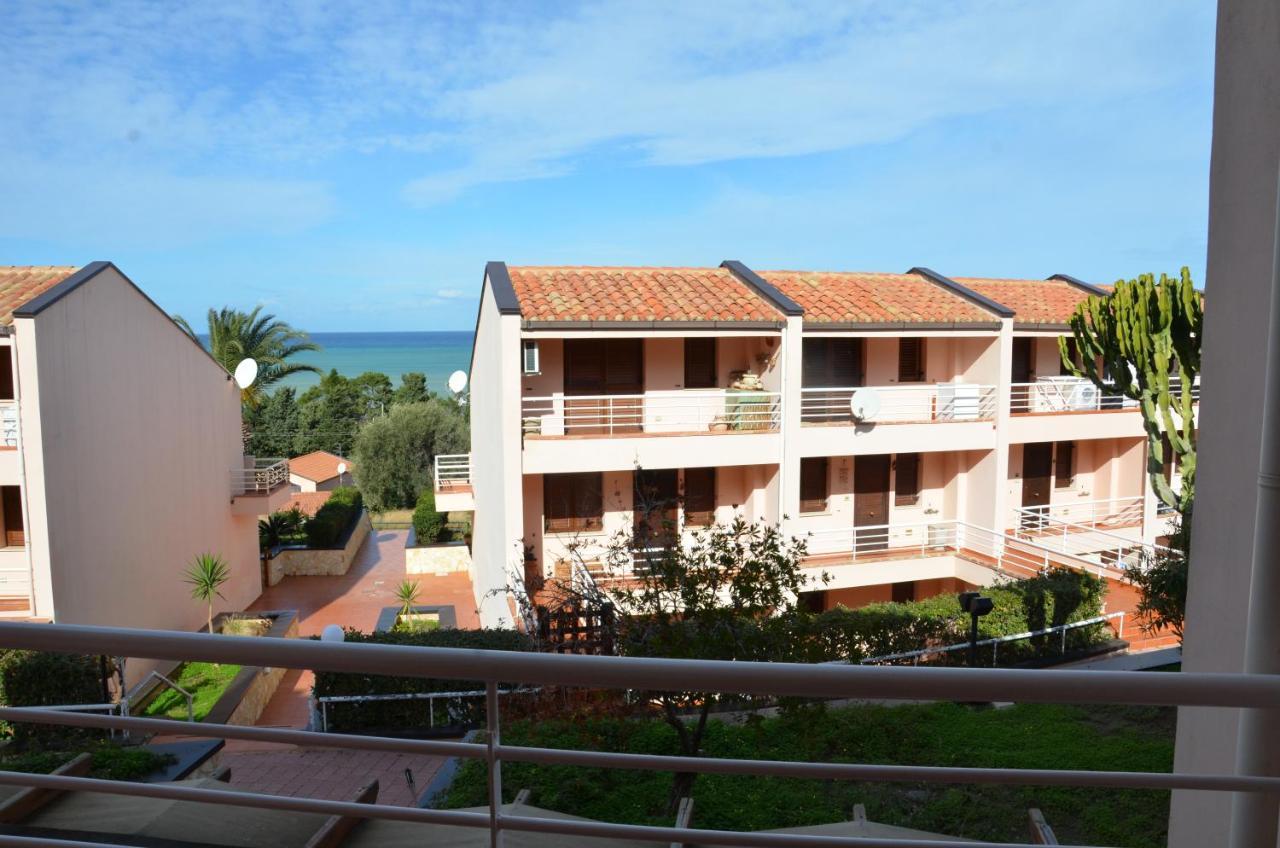 Apartamento La Dimora Delle Begonie Cefalú Exterior foto