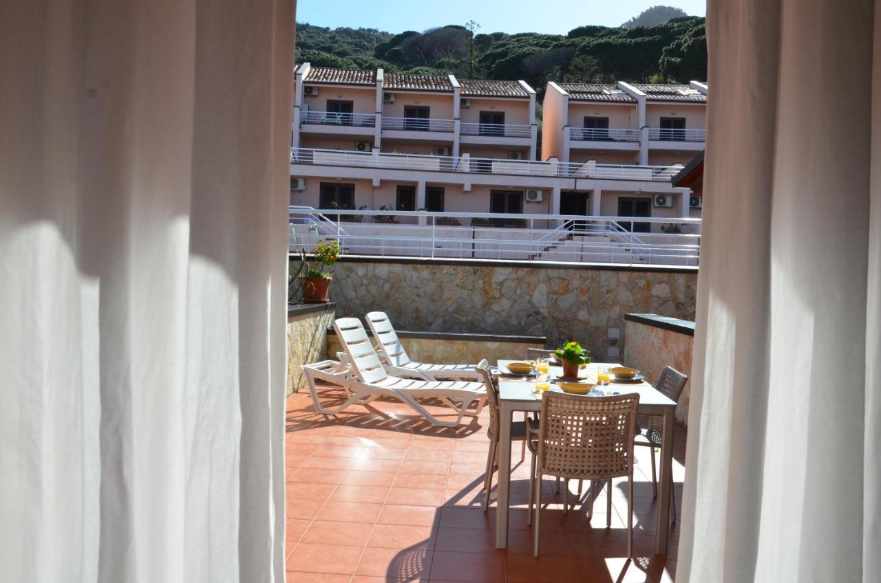 Apartamento La Dimora Delle Begonie Cefalú Exterior foto