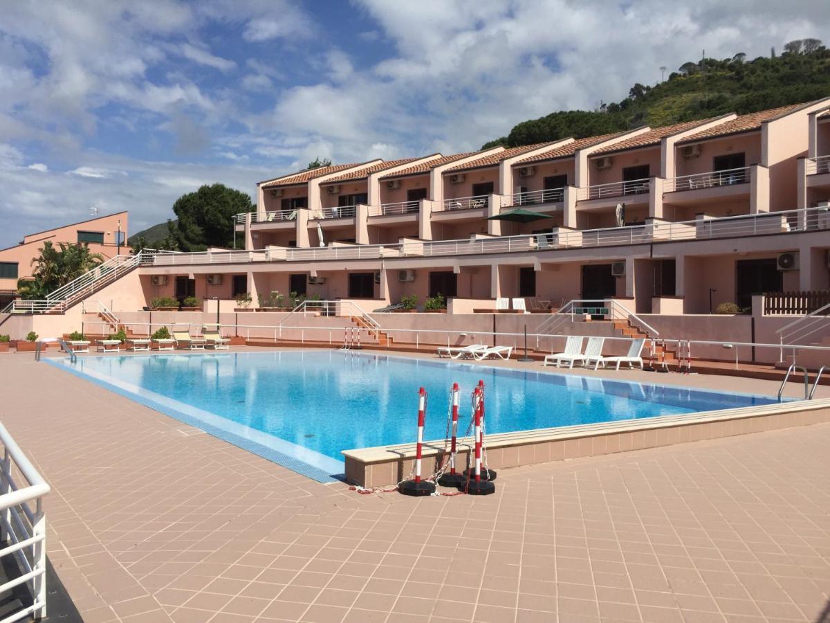 Apartamento La Dimora Delle Begonie Cefalú Exterior foto